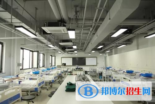 重慶2022年護理學校學什么比較好