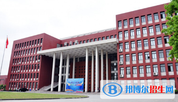四川2021年男孩子讀中專學什么好