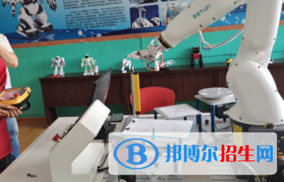 甘肅2021年男生讀中專(zhuān)學(xué)校學(xué)什么專(zhuān)業(yè)好