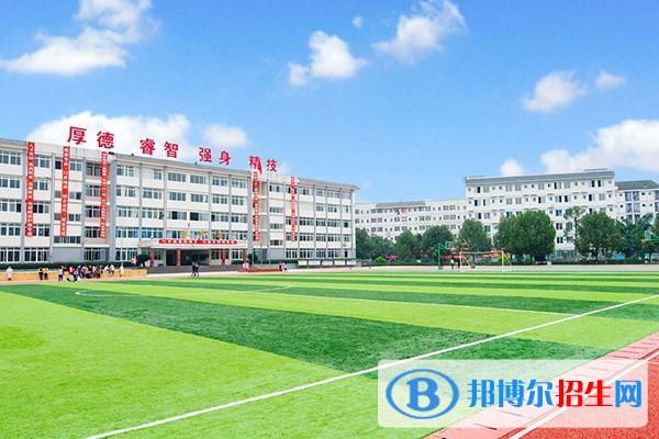 廣西2021年中專(zhuān)學(xué)校是大專(zhuān)嗎