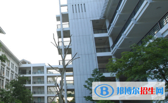 貴陽2021年女生上什么汽修學(xué)校比較好