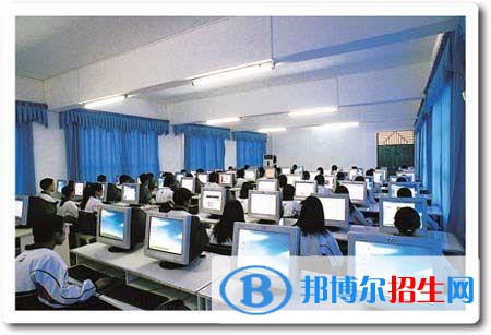 貴陽2021年男生讀計算機學校有前途嗎