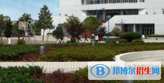 安徽工業(yè)經(jīng)濟職業(yè)技術(shù)學(xué)院2021年招生辦聯(lián)系電話