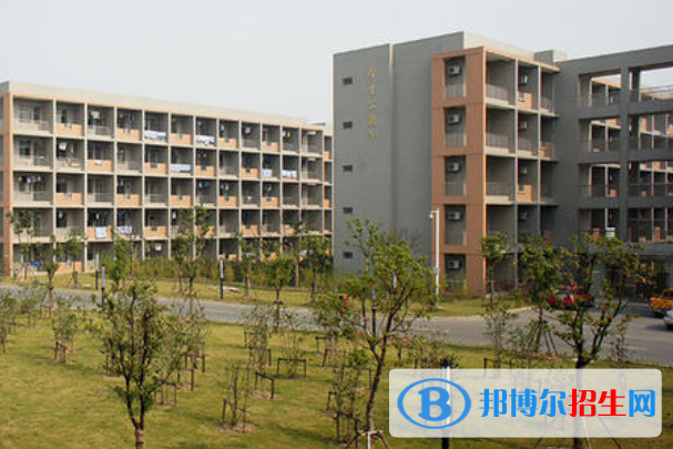 江蘇省如皋第一中等專業(yè)學校2021年宿舍條件