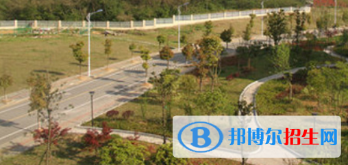 六安市鵬飛職業(yè)中專(zhuān)學(xué)校2021年有哪些專(zhuān)業(yè)