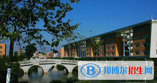 亳州現(xiàn)代科技藝術(shù)學(xué)校怎么樣、好不好