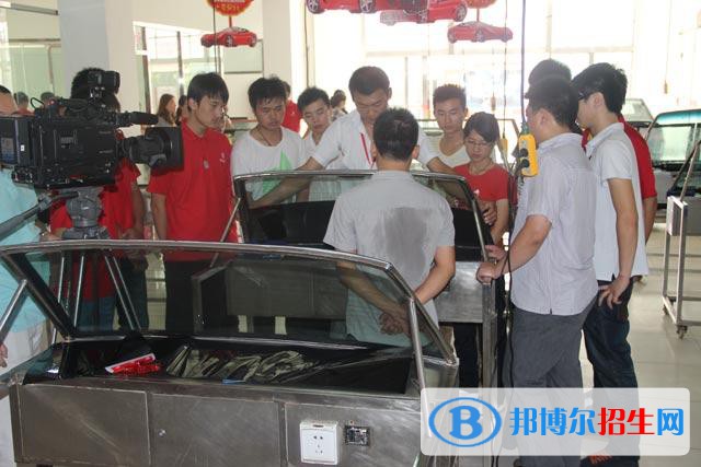 廣東2021年男生讀汽修學(xué)校學(xué)什么專業(yè)好