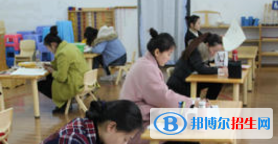 安徽2021年女生讀中專學(xué)什么好