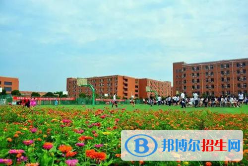 成都2021年中專(zhuān)學(xué)費(fèi)多少