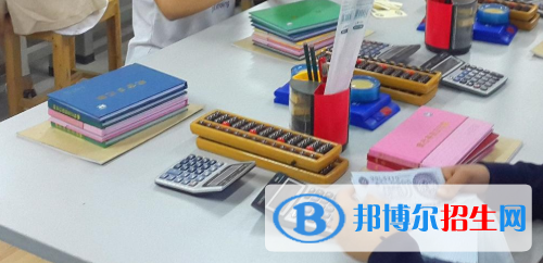 甘肅2021年女生適合學(xué)的中專專業(yè)