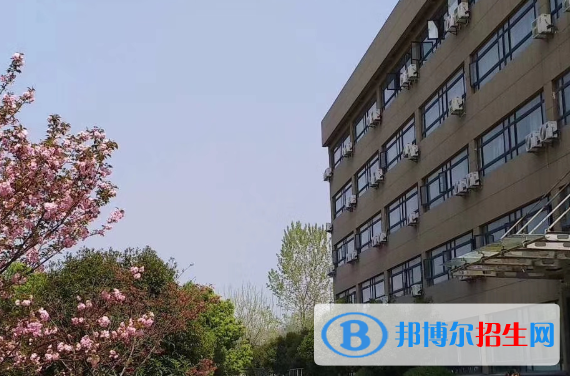 浙江新世紀(jì)經(jīng)貿(mào)專修學(xué)院