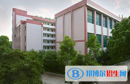 陜西2021年衛(wèi)校和職高哪個(gè)好