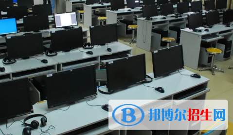 貴陽2021年有哪些民辦計(jì)算機(jī)學(xué)校