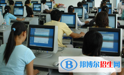 貴陽(yáng)2021年哪里有計(jì)算機(jī)學(xué)校