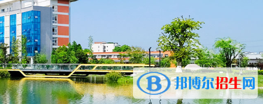 成都2021年初中生有哪些護理學校