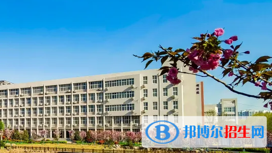 貴州2021年初中畢業(yè)可以去什么中專學(xué)校