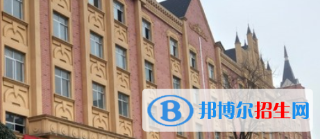成都2021年初中生讀什么護理學校好