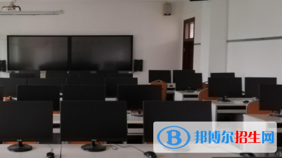 浙江2021年計(jì)算機(jī)學(xué)校學(xué)什么好找工作