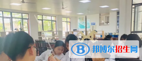 成都2021年讀護理學校有用嗎