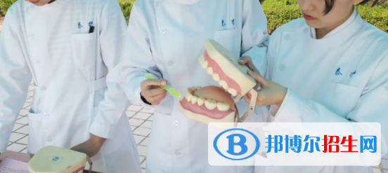 成都2021年讀護理學校學什么技術好