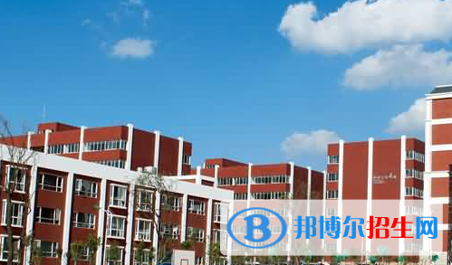 貴州2021年女生上什么中專學(xué)校好