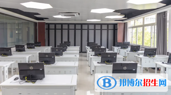 杭州臨平職業(yè)高級中學(xué)2