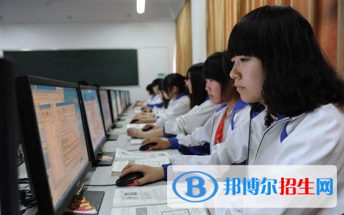杭州2021年初中生報什么計算機學校好
