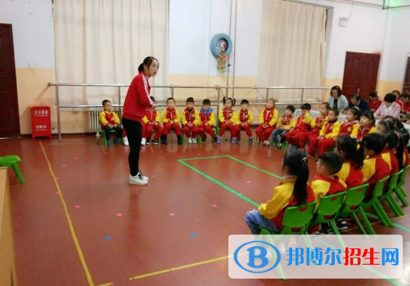 貴州2021年現(xiàn)在讀幼師學(xué)校什么專業(yè)好