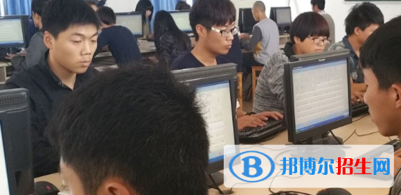 四川2021年讀計算機學(xué)校有哪些專業(yè)