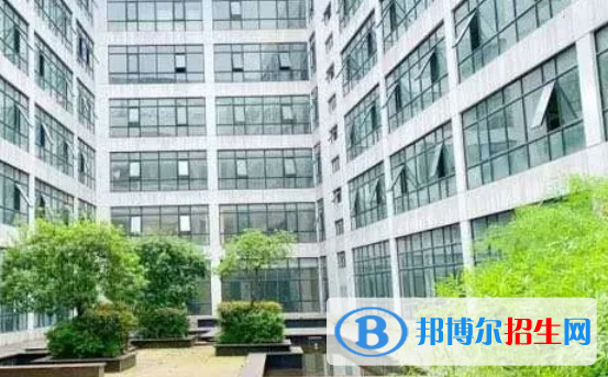 貴州2021年怎么讀中專學(xué)校