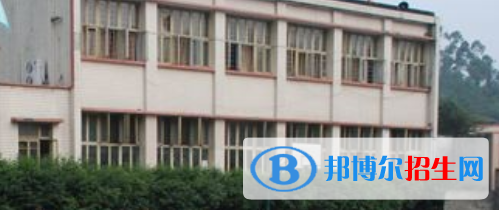 四川2022年讀計算機學校學什么技術好