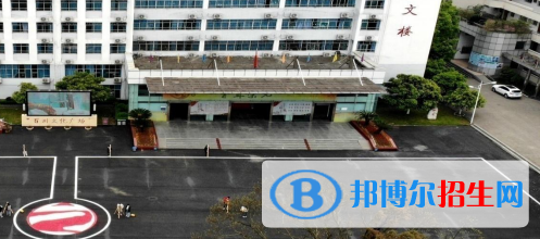 四川2022年計(jì)算機(jī)學(xué)校讀出來是什么文憑