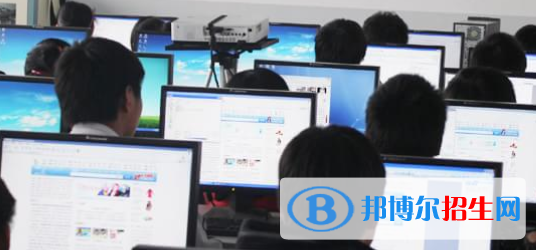 四川2022年男生上計(jì)算機(jī)學(xué)校學(xué)什么好