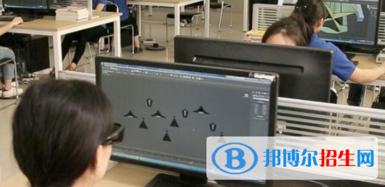 四川2022年女生讀計算機學(xué)校學(xué)什么好