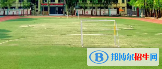 成都市恒輝技工學(xué)校2022年學(xué)費(fèi)、收費(fèi)多少