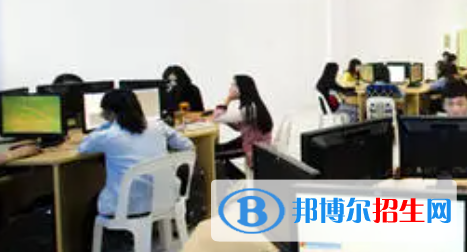 四川2022年女生讀計算機學校學什么專業(yè)好