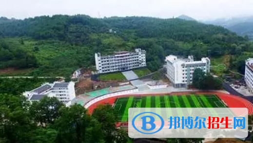 鎮(zhèn)遠(yuǎn)中等職業(yè)學(xué)校2022年招生辦聯(lián)系電話