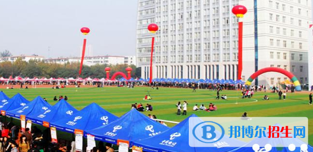 保定技師學(xué)院怎么樣、好不好