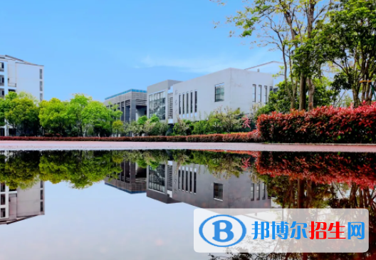 杭州電子信息職業(yè)學(xué)校1