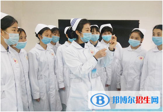 四川2022年初中畢業(yè)報(bào)什么中專(zhuān)學(xué)校好