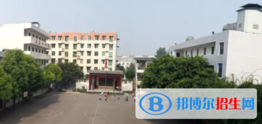 天府新區(qū)成人中等專業(yè)學(xué)校2022年報名條件、招生要求、招生對象