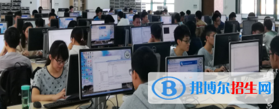 成都2022年計算機學校理論包括什么