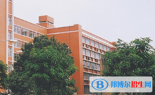 邢臺工業(yè)學(xué)校2022年招生辦聯(lián)系電話
