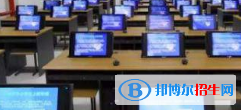 成都2022年計(jì)算機(jī)學(xué)校有哪些專業(yè)最好