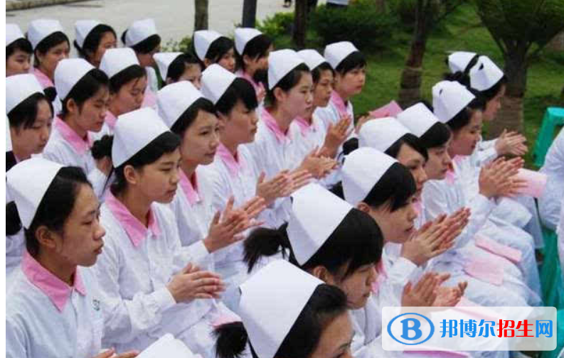 陜西2022年衛(wèi)校和職高哪個(gè)好