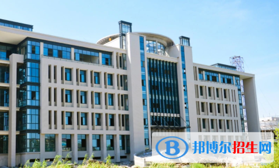 嘉善信息技術(shù)工程學(xué)校1