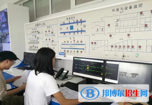 四川2022年男孩子中專學(xué)什么專業(yè)好