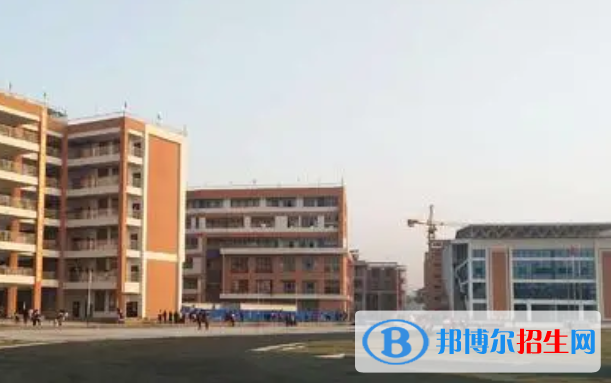 邯鄲2022年高中畢業(yè)可以上的中專(zhuān)學(xué)校