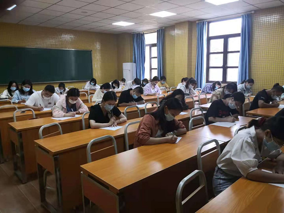 四川文軒職業(yè)學(xué)院2022年報名條件、招生要求、招生對象