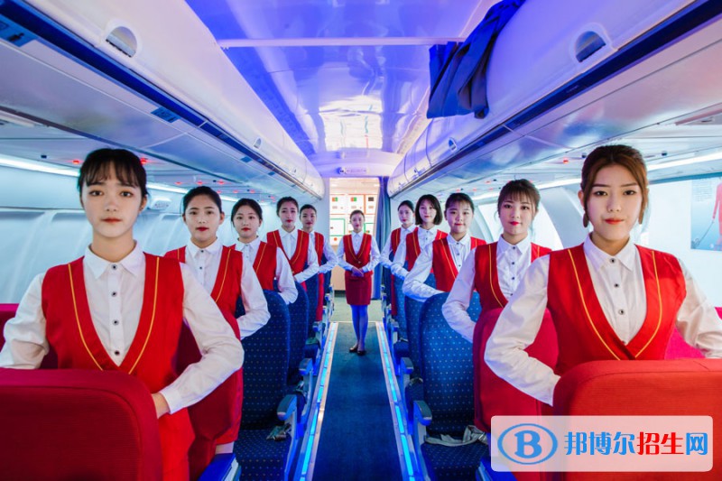 蘭州2022年讀航空服務(wù)學校有用嗎